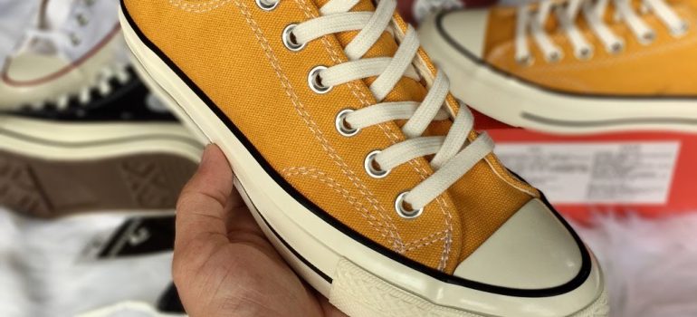 converse-1970s-vang-sunflower-replica
