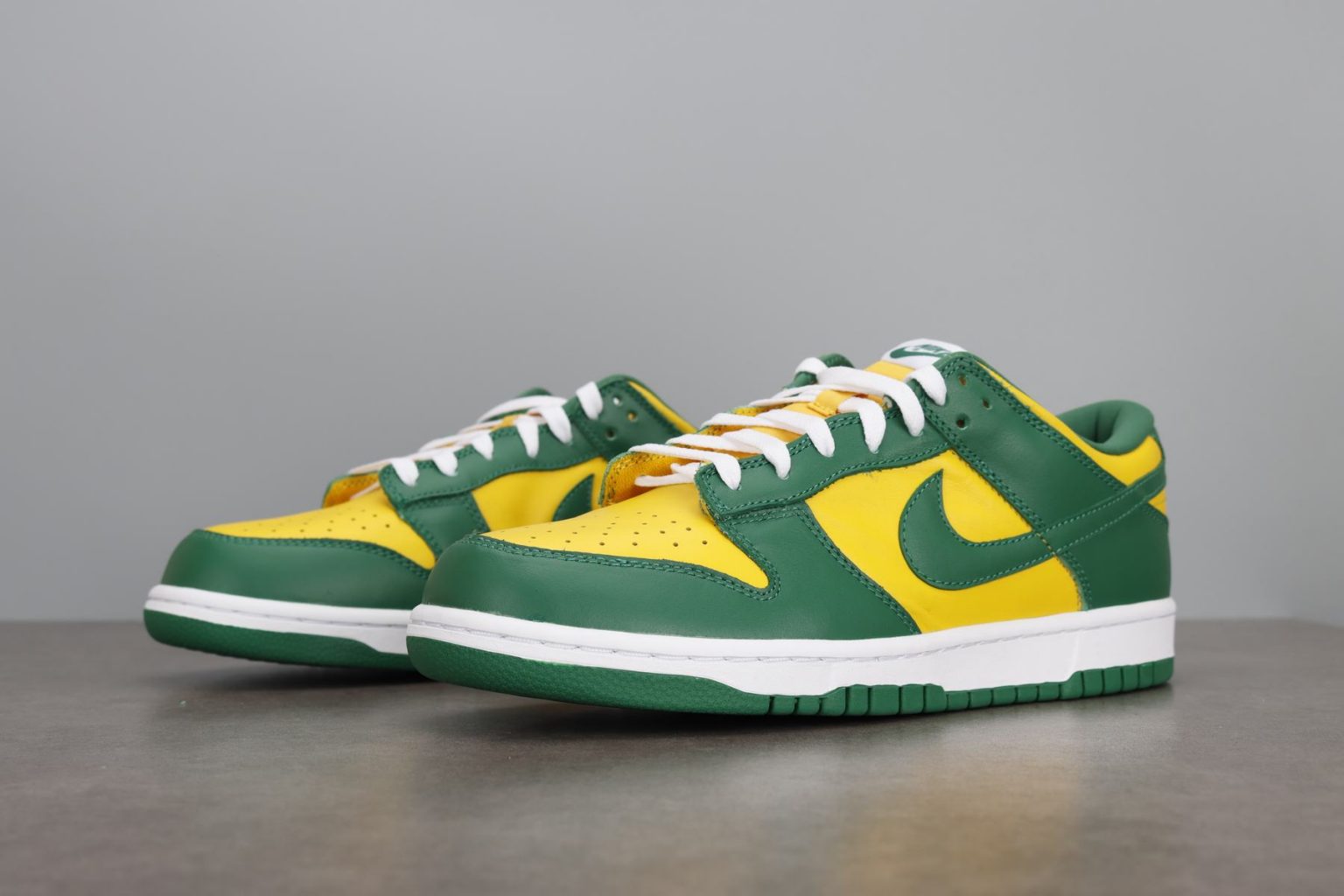 brazil nike sb dunk